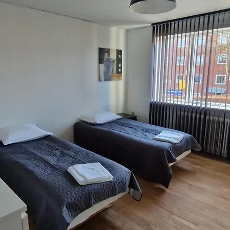 Private Rooms-shared Kitchen&bathroom- No Host On Site Nocleg ze śniadaniem Esbjerg