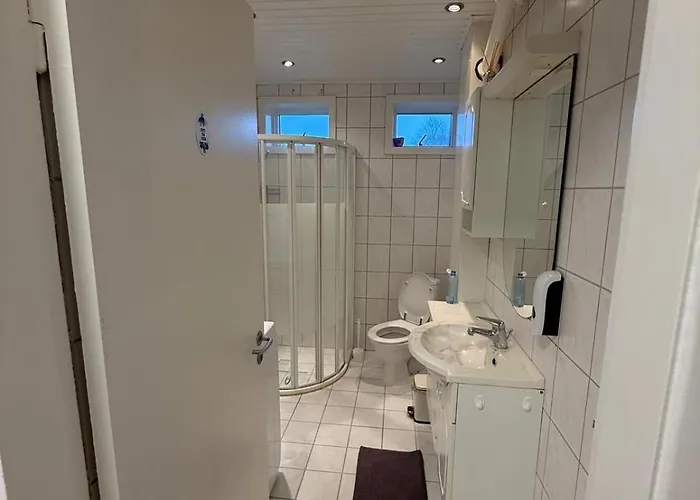 Private Rooms-shared Kitchen&bathroom- No Host On Site *