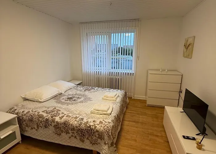 Bed & Breakfast Private Rooms-shared Kitchen&bathroom- No Host On Site Esbjerg